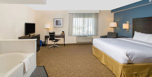 Hotel Deals - Wyndham Garden Niagara Falls Fallsview